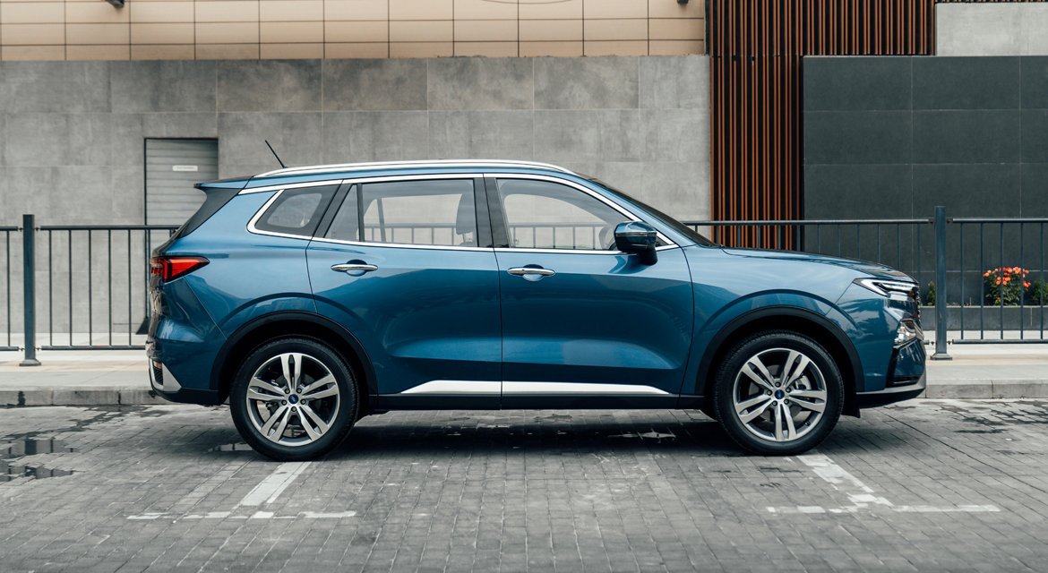 2025 Ford X4 xDrive 30i Technology